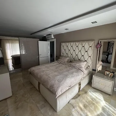 Luxury With Private Pool Villa *
